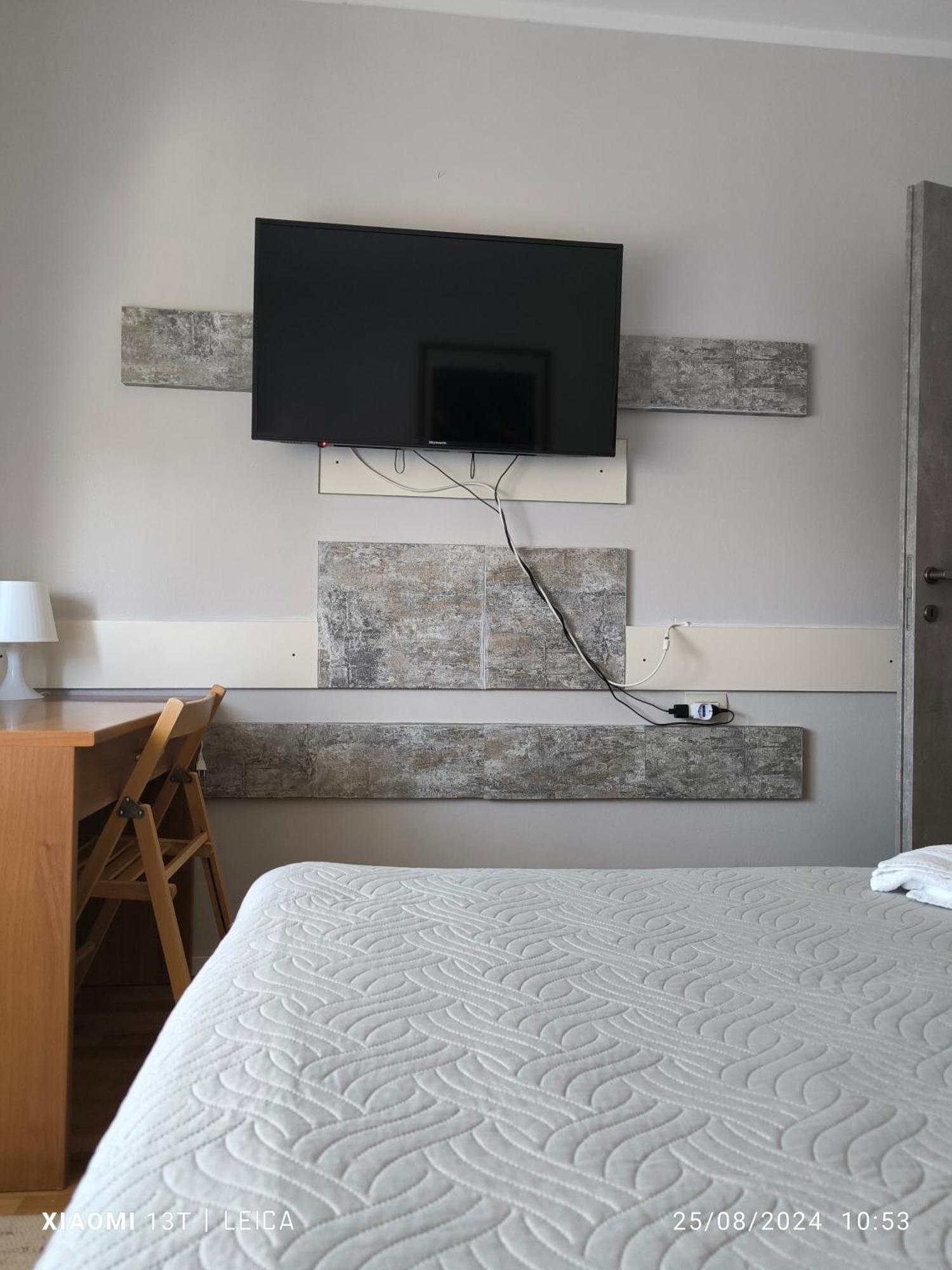 Bed and Breakfast Le Piante Di Casa Samar Castelguelfo Exterior foto